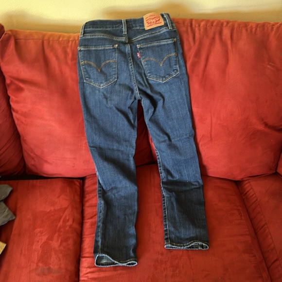 Levi’s Women’s High Rise Straight Cut Jeans - Picture 3 of 3